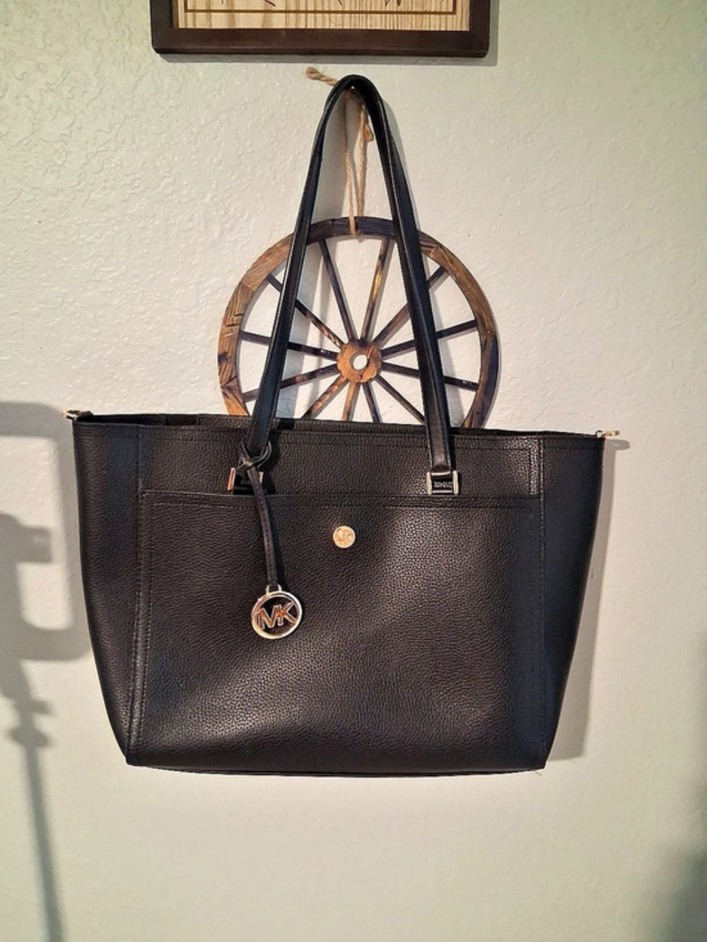 Michael Kors Maise Large Pebbled Tote in Black